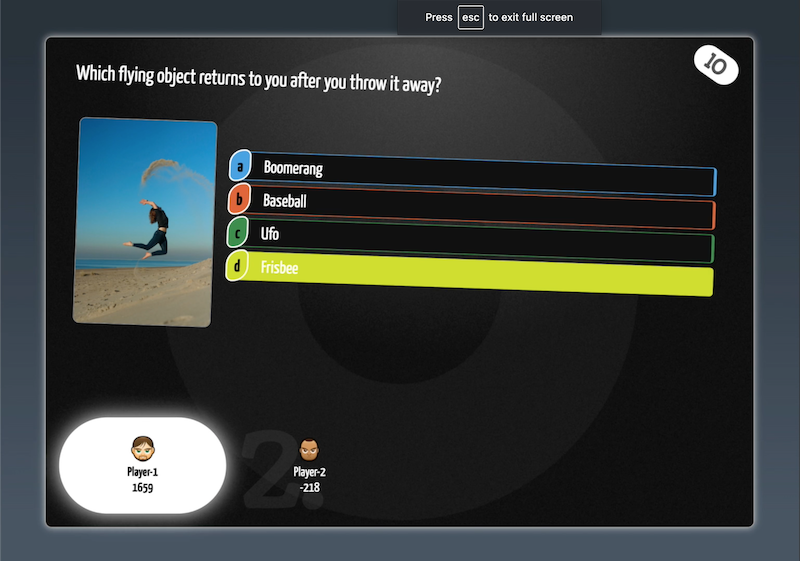 A buzzer question on the host screen: four answers, a countdown, and one of the two players sitting on minus points